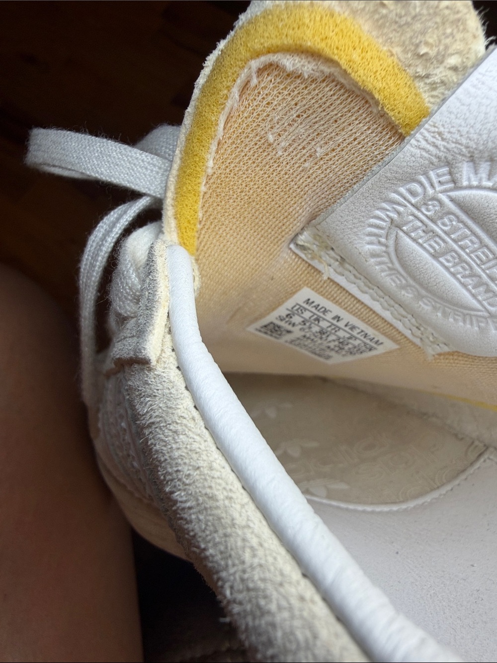 adidas Originals Campus Off White Suede Low-Top Sneakers - Picture 3 of 8